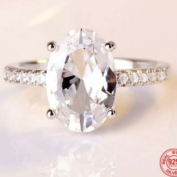 Sterling Silver Ring - Picture 2 of 13